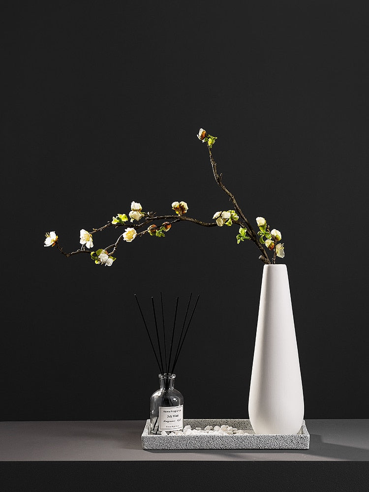 White Porcelain Flower Vases