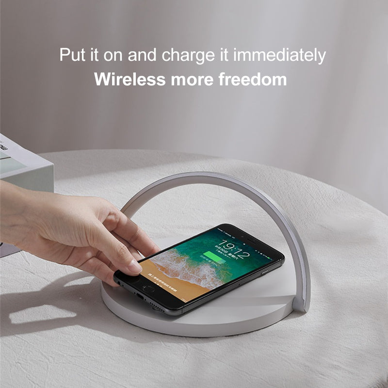 10W Qi Fast Wireless Charger Table Lamp For iPhone