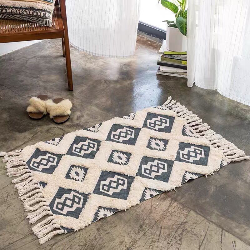 Retro Bohemian Hand Woven Cotton Linen  Tassel Carpet Rug Bedside Rug Geometric Floor Mat Living Room Bedroom Carpet Home Decor